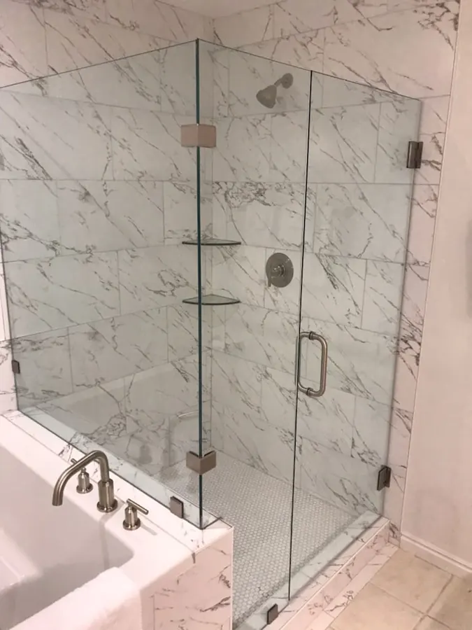 Remodelación de baño por Designs to Reality SLC en el área de Salt Lake City