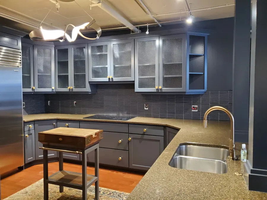 Remodelación de cocina por Designs to Reality SLC en el área de Salt Lake City